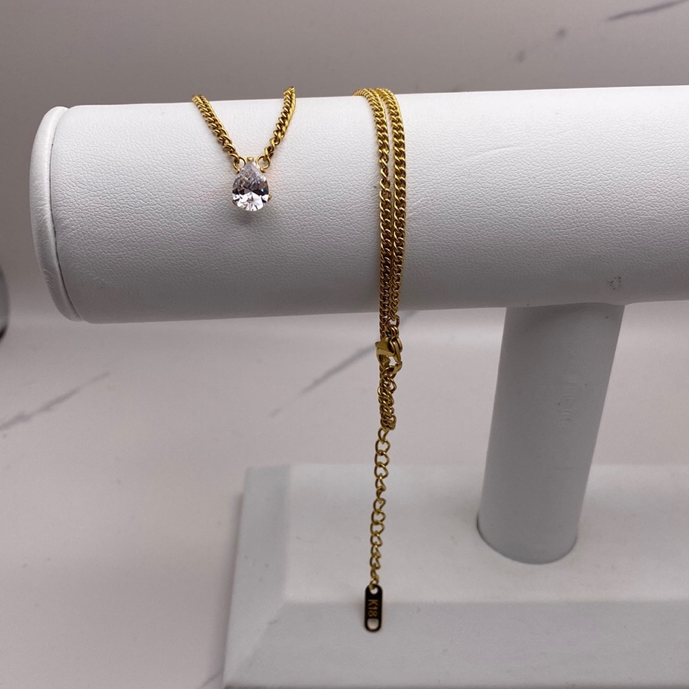 Pear shaped cz 18k gold plated necklace